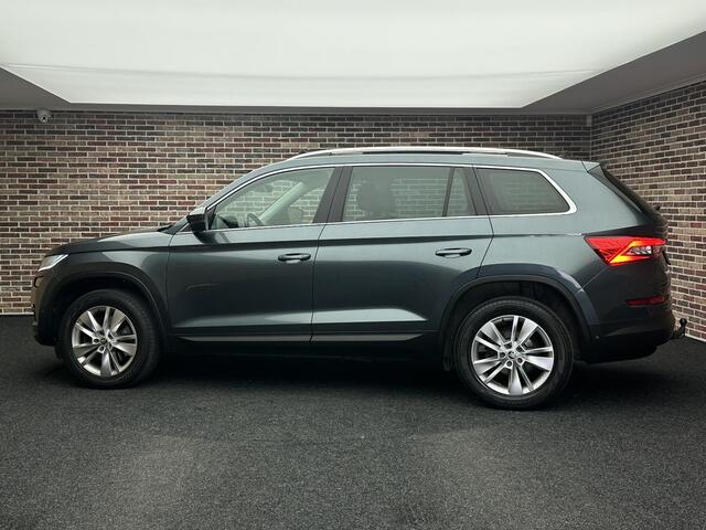 Skoda Kodiaq 2.0 TSI 4x4 Style Business 7 Persoon DSG Trekhaak Stoelvrwm Panorama