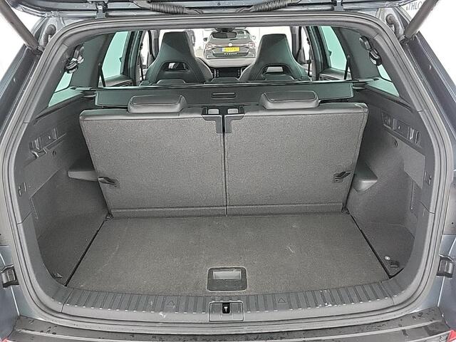 Skoda Kodiaq 1.5 TSI Sportline Business, 7-Persoons, Trekhaak, Panoramadak, Memory stoelen,