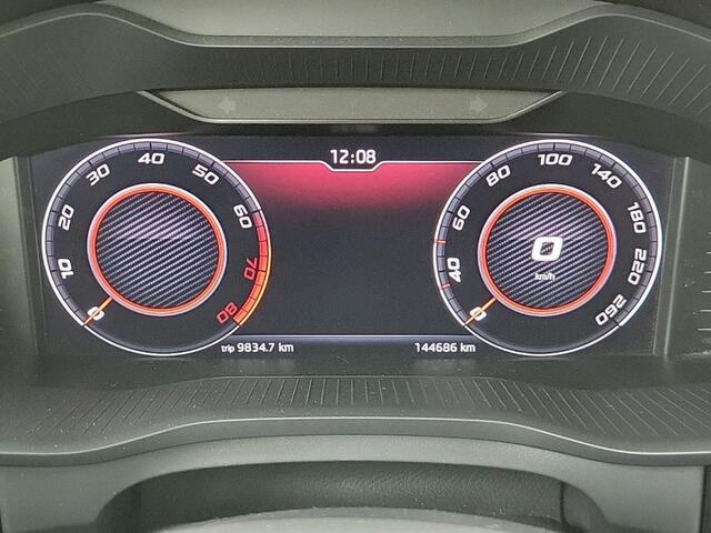 Skoda Kodiaq 1.5 TSI Sportline Business, 7-Persoons, Trekhaak, Panoramadak, Memory stoelen,
