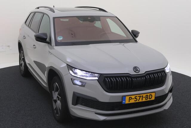Skoda Kodiaq 1.5 TSI Sportline Business / Panorama dak / Alcantara / Canton Sound / Full Led / Cockpit Pro