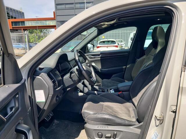Skoda Kodiaq 1.5 TSI Sportline Business / Panorama dak / Alcantara / Canton Sound / Full Led / Cockpit Pro