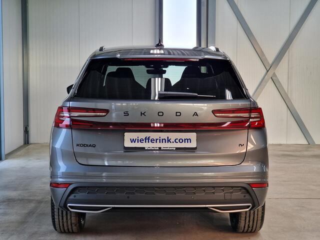 Skoda Kodiaq 1.5 TSI PHEV Sportline Business 204pk | Panodak | Trekhaak | 360 camera | Light & View | DCC-Pack | Winter-Pack