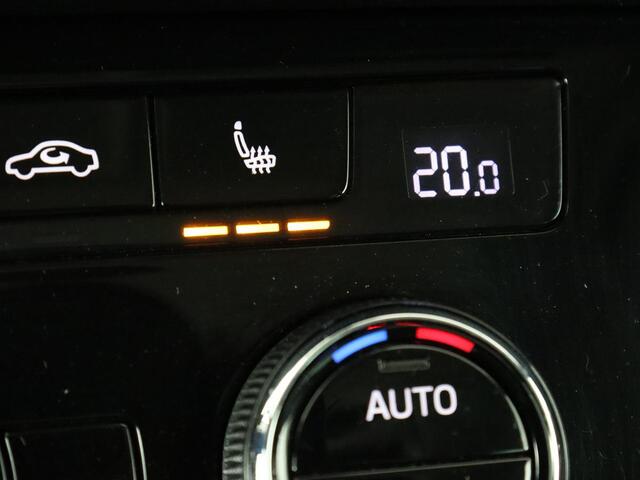 Skoda Kodiaq 1.5 TSI Business Edition | Panoramadak | Stoelverwarming | Adaptive cruise | Trekhaak | Virtual Cockpit | Canton Sound | Keyless | Camera | Navigatie | Carplay | 19'' lichtmetalen velgen