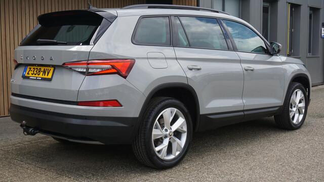 Skoda Kodiaq 1.5 TSI 150pk DSG Business Edition Plus Pano.Dak Trekhaak Virtual Cockpit 4xStoelvw+Stuur 19inch LM *Zeer Nette Skoda* Steel Grey