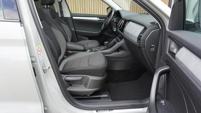 Skoda Kodiaq 1.5 TSI 150pk DSG Business Edition Plus Pano.Dak Trekhaak Virtual Cockpit 4xStoelvw+Stuur 19inch LM *Zeer Nette Skoda* Steel Grey