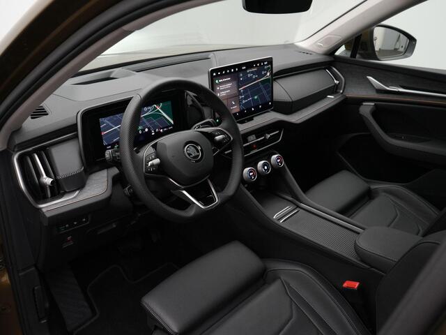 Skoda Kodiaq 1.5 TSI PHEV 204 pk DSG Selection | Panoramadak | Trekhaak | Leder | Geheugenstoelen | Head-up display | Stuur-/achterbankverwarming