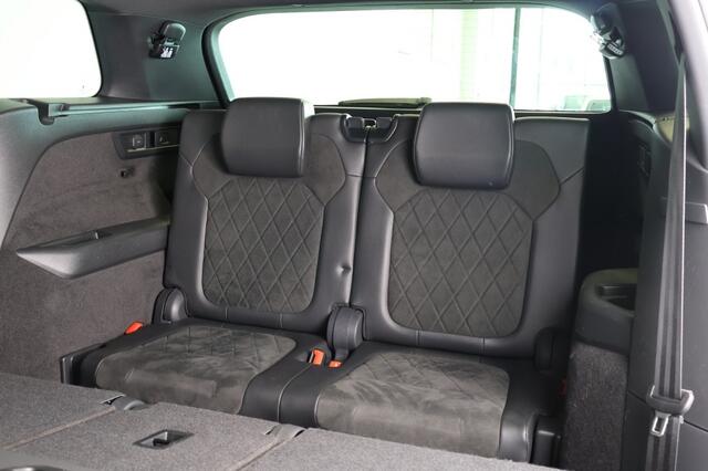 Skoda Kodiaq 2.0 TSI 4X4 Sportline Business 7 Persoons - Pano - Trekhaak