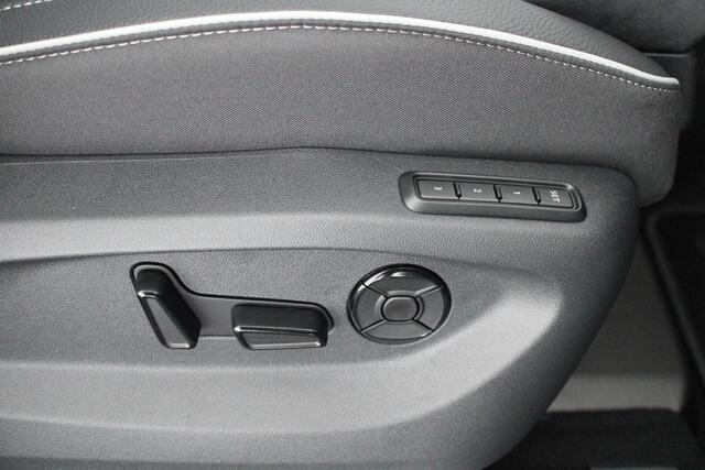 Skoda Kodiaq 1.5 TSI 204pk PHEV Sportline Business Trekhaak Camera Canton Keyless Memory Panoramadak Navigatie
