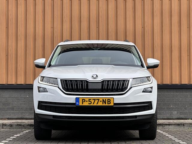 Skoda Kodiaq 1.5 TSI Sportline Business | Adaptieve Cruise Control | Achteruitrijcamera | Keyless Go/Entry | Sfeerverlichting | Stoelverwarming | Apple Carplay/Android Auto | Parkeersensoren | Stuurverwarming |