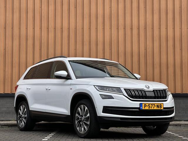 Skoda Kodiaq 1.5 TSI Sportline Business | Adaptieve Cruise Control | Achteruitrijcamera | Keyless Go/Entry | Sfeerverlichting | Stoelverwarming | Apple Carplay/Android Auto | Parkeersensoren | Stuurverwarming |