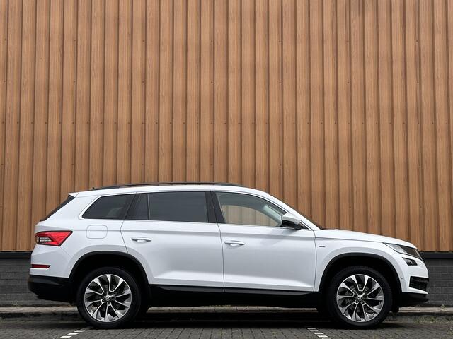 Skoda Kodiaq 1.5 TSI Sportline Business | Adaptieve Cruise Control | Achteruitrijcamera | Keyless Go/Entry | Sfeerverlichting | Stoelverwarming | Apple Carplay/Android Auto | Parkeersensoren | Stuurverwarming |