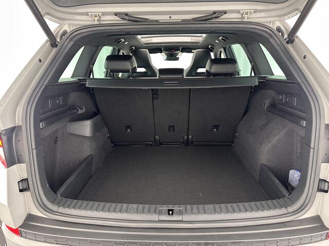 Skoda Kodiaq 1.5 TSI Sportline Business Aut. *PANO | LEATHER-ALCANTARA | FULL-LED | ADAPTIVE-CRUISE | BLIND-SPOT | MEMORY-PACK | CANTON-SOUND | CAMERA | KEYLESS | DIGI-COCKPIT | SPORT/HEATED-SEATS | DAB+ | AMBIENT-LIGHT | CARBON |