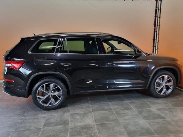 Skoda Kodiaq 1.5 TSI Sportline Business navi | trekhaak | dealer onderhouden | stoel en stuurverwarming | sportint
