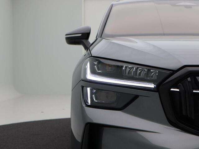 Skoda Kodiaq 1.5 TSi 204 Pk Automaat PHEV Sportline Business | Panoramadak | Elektrische Stoelen met Geheugen | Canton Audio | Trekhaak | CarPlay | LED | 20 Inch | 14 Km!!