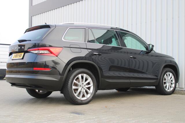 Skoda Kodiaq 1.5 TSI Business Edition | Incl. 12 maanden garantie | Adaptieve cruise control | Uitklapbare trekhaak | Apple carplay/Android auto | Stoelverwarming | Climate control | DAB radio |