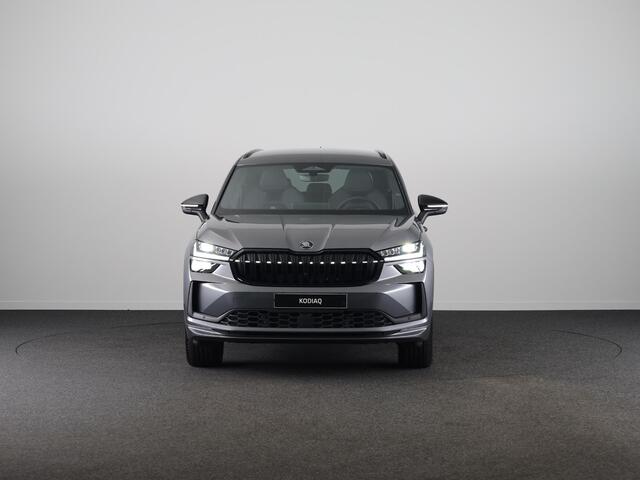 Skoda Kodiaq 1.5 TSI PHEV Sportline Business 204pk | Blind Spot | Adaptive Cruise | Stoelverwarming | Camera | Light & View