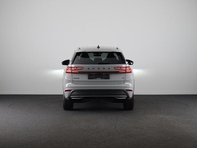 Skoda Kodiaq 1.5 TSI PHEV Sportline Business 204pk | Trekhaak | Winterpakket | Panoramadak | Light & View pakket