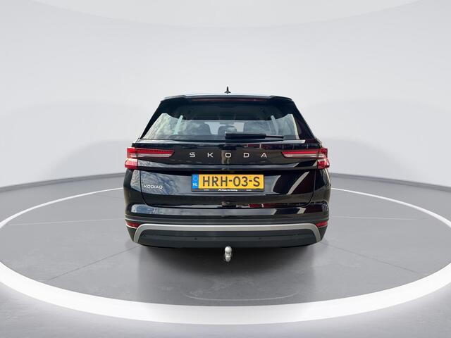 Skoda Kodiaq 1.5 TSI 150pk DSG MHEV Business Edition 7p. · Camera · Inklap. Trekhaak · Elek. Bestuurdersstoel + Geheugen · Side Assist · Stoelverwarming · ACC · Garantie t/m 03-06-2029 of 100.000km