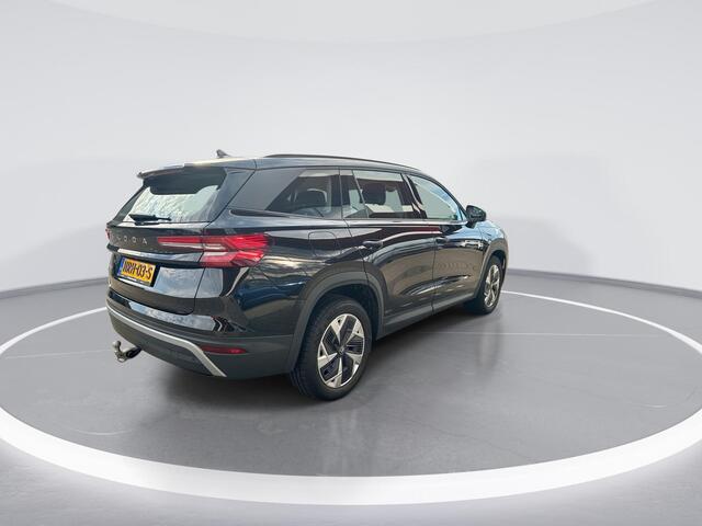 Skoda Kodiaq 1.5 TSI 150pk DSG MHEV Business Edition 7p. · Camera · Inklap. Trekhaak · Elek. Bestuurdersstoel + Geheugen · Side Assist · Stoelverwarming · ACC · Garantie t/m 03-06-2029 of 100.000km