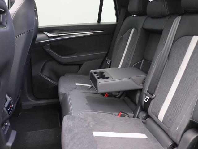 Skoda Kodiaq 1.5 TSI PHEV Sportline Business 204PK DSG matrix led, trekhaak, Canton sound, adaptive cruise, side assist, schuif-kanteldak, stoelverwarming voor & achter, stuurwielverwarming, keyless, alarm, 20" lichtmetaal