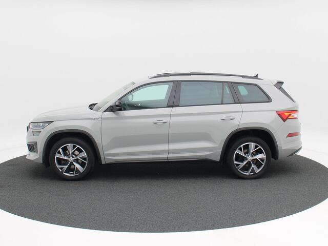 Skoda Kodiaq 1.5 TSi 150 Pk Automaat Sportline Business 7 Pers | Adaptive Cruise | Panoramadak | Navigatie | Climate Control | Stoelverwarming | Trekhaak | 86.216 Km!!