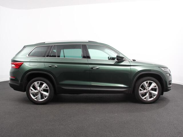 Skoda Kodiaq 1.5 TSI 150pk DSG Style 7p. | Navigatie | Apple Carplay/Android Auto | Adaptive Cruise Control | Parkeersensor achter | Stoel- en stuurverwarming | Ledverlichting | Getinte ramen | Climate Control