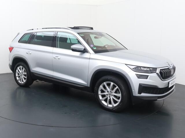 Skoda Kodiaq 1.5 TSI Business Edition Plus | 150 PK | Automaat | Trekhaak wegklapbaar | Panoramadak | Top area view 360 | Matrix LED koplampen |