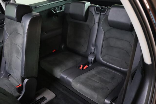 Skoda Kodiaq 1.5 TSI Business Edition 7-Persoons Trekhaak, Panoramadak, Camera, LED, Apple CarPlay/Android Auto