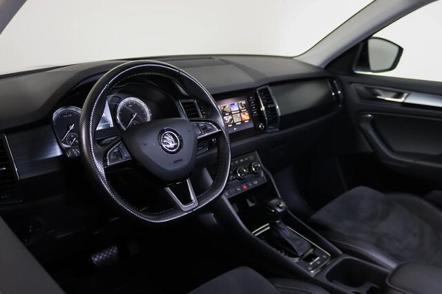 Skoda Kodiaq 1.5 TSI Business Edition 7-Persoons Trekhaak, Panoramadak, Camera, LED, Apple CarPlay/Android Auto