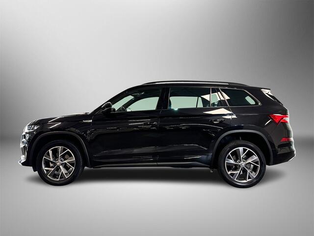 Skoda Kodiaq 1.5 TSI Sportline Business Panoramisch glazenschuif-/kanteldak / Trekhaak wegklapbaar / Elektrisch te openen en sluiten achterklep