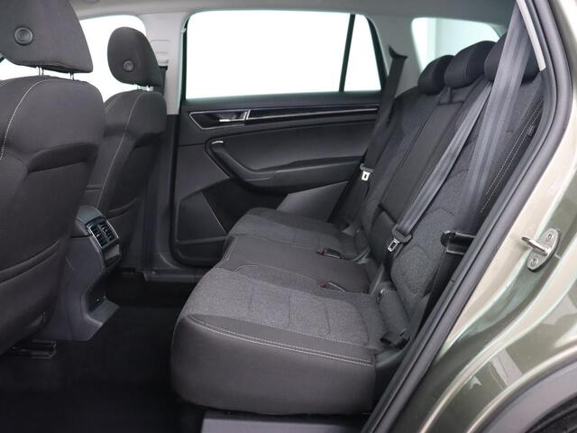 Skoda Kodiaq 1.4 TSI 4x4 Style | Panoramadak | Trekhaak | Stoelverwarming | Camera | Carplay | 19'' | DAB | Navigatie | Keyless | Full LED | Climate control | Parkeerhulp | Cruise control