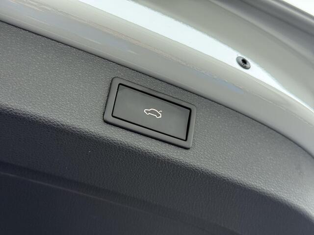 Skoda Kodiaq 1.5 TSI Sportline Business Panorama Dak | Camera | Stoelverwarming | NL Auto