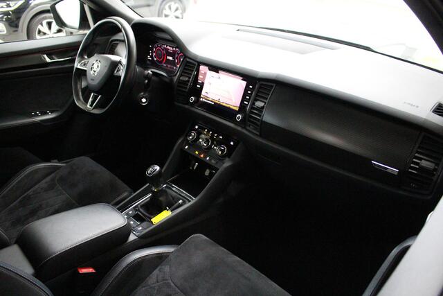 Skoda Kodiaq 1.5 TSI Sportline Business 7p. Navigatie | Panoramadak | Trekhaak | El. stoelverstelling | Camera