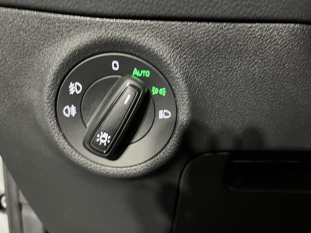 Skoda Kodiaq 1.5 TSI Ambition / CAMERA/ PARK. SENSOREN/ KEYLESS/ LED/ ELEK. ACHTERKLEP/ KEYLESS/ SMARTLINK/ STOELVERWARM./ ADAPT. CRUISE/ TRAVEL ASSIST/ NAVI/ CLIMA/ DAB/ 17" LMV