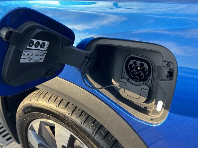 Skoda Kodiaq 1.5 TSI PHEV Tour Edition 204pk | Stoelverwarming | 1.800kg Trekgewicht | Panoramadak |