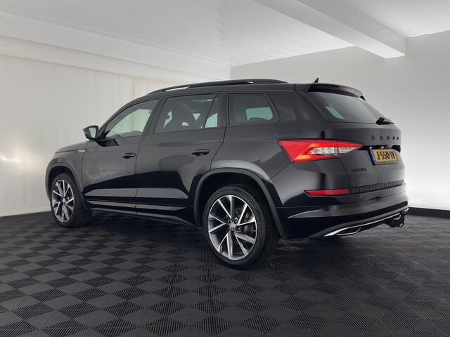 Skoda Kodiaq 1.5 TSI Sportline Business (INCL. BTW) AUT. *LEATHER-MICROFIBRE | FULL-LED | ADAPTIVE-CRUISE | DIGI-COCKPIT | NAVI-FULLMAP | CAMERA | DAB | AMBIENT-LIGHT | KEYLESS | CARPLAY | TOWBAR | 20'' ALU*