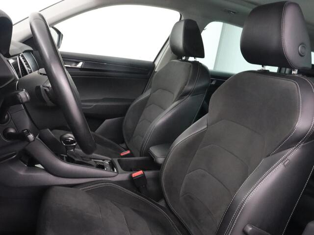 Skoda Kodiaq 1.5 TSI Limited Business Edition 7-persoons | Panoramadak | Adaptive cruise | Trekhaak | Stoelverwarming | Leder/Alcantara | Canton Sound | Keyless | Camera | Carplay | 19'' | Navigatie