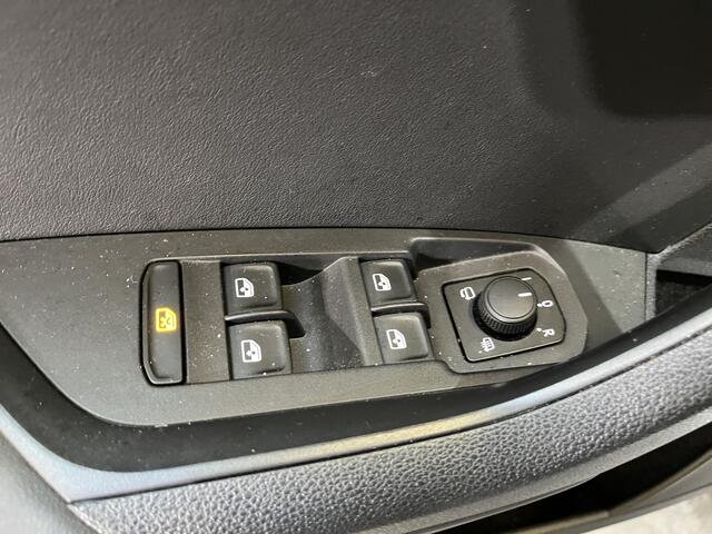 Skoda Kodiaq 1.5 TSI Business Edition 7p. / AUTOMAAT/ 7-PERS/ TREKHAAK/ CRUISE CONTROL/ SMARTLINK/ PARK.SENSOREN V+A/ CAMERA/ NAVI/ CLIMA/ DAB/ ISOFIX/ LED/ 18'' LMV