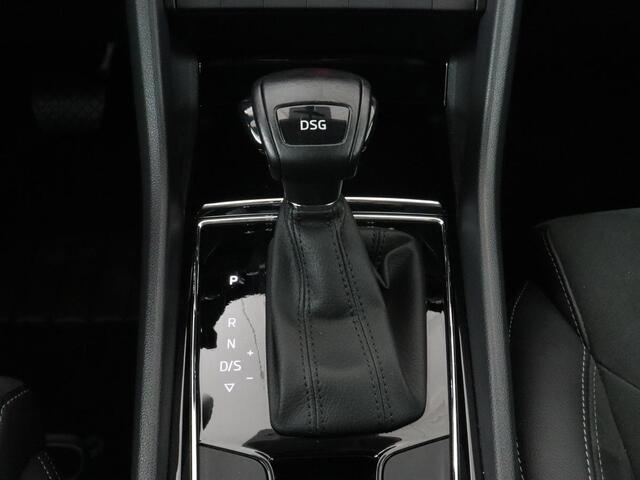 Skoda Kodiaq 1.5 TSI Business Edition 7-persoons | Leder/Alcantara | Trekhaak | Stoelverwarming | Camera | Carplay | DAB | Full LED | Navigatie