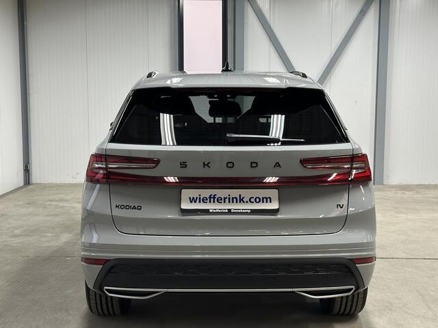 Skoda Kodiaq 1.5 TSI PHEV Sportline Businesss 204pk | Panodak | Trekhaak | 360 camera | Light & View | DCC-Pack | Winter-Pack