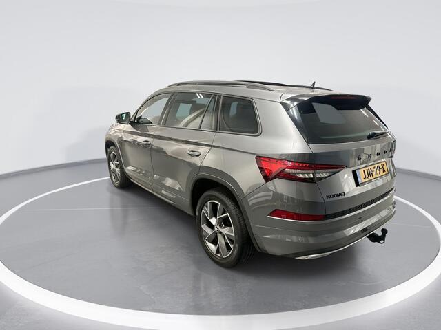 Skoda Kodiaq 1.5 TSI 150pk DSG Sportline 7p. · Panoramadak · Keyless · Camera · Elek. Trekhaak · Apple/Android Car Play · 7. Persoons · 19'' Inch ·