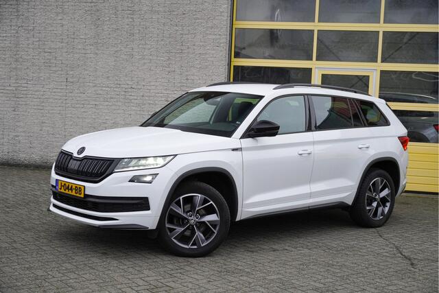 Skoda Kodiaq 1.5 TSI 150PK! Sportline Business BJ2020 Lmv 19" | Led V+A | Pdc | Navi | Keyless entry | Elek.trekhaak/achterklep | Achteruitrijcamera | App-Connect | Dashboard verlichting | Virtual cockpit | Canton Audio | Sportstoelen | Sportline stuurwiel