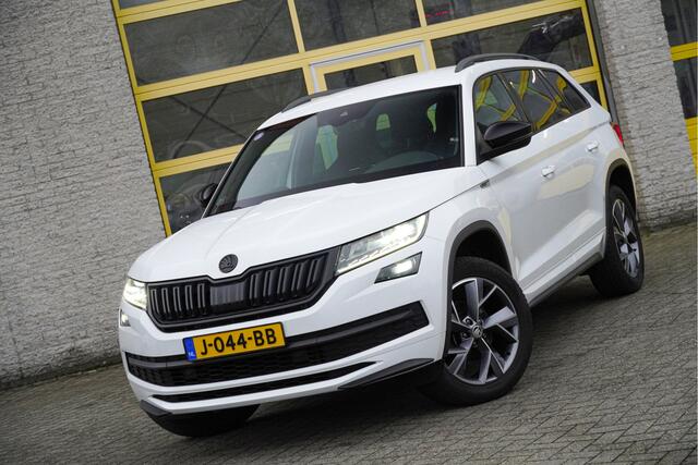 Skoda Kodiaq 1.5 TSI 150PK! Sportline Business BJ2020 Lmv 19" | Led V+A | Pdc | Navi | Keyless entry | Elek.trekhaak/achterklep | Achteruitrijcamera | App-Connect | Dashboard verlichting | Virtual cockpit | Canton Audio | Sportstoelen | Sportline stuurwiel