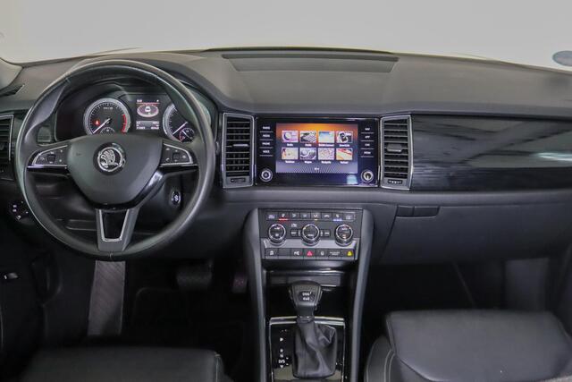 Skoda Kodiaq 2.0 TSI 4x4 Style 7-Persoons Trekhaak, Stoelverwarming/Ventilatie, 360Camera, Memory, Volleder,