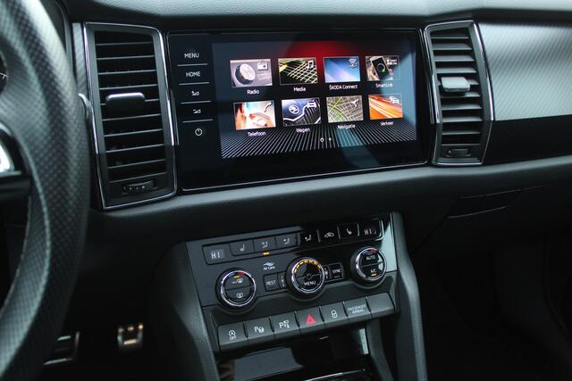 Skoda Kodiaq 2.0 TSI 4x4 Style / Trekhaak / Panoramadak / 360Camera / Leder&Alcantara / Keyless / 20'' / Navigatie / DAB / Cruise Control