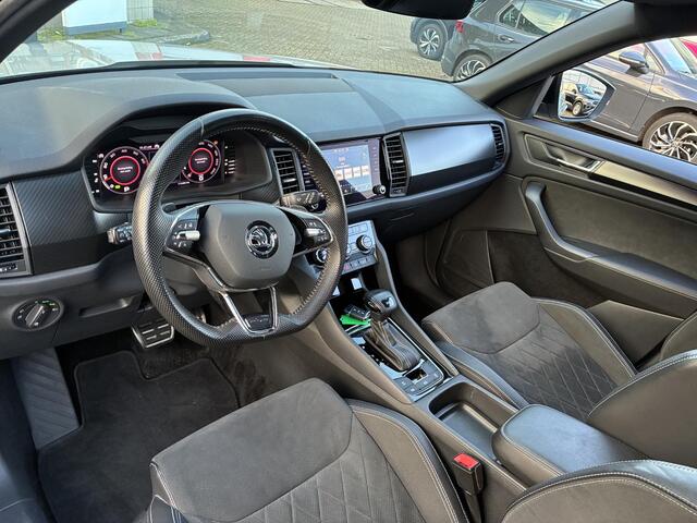 Skoda Kodiaq 1.5 TSI 150PK DSG Sportline Business · Trekhaak · Achteruitrijcamera · Sportstoelen · Stoelverwarming · 19 inch ·