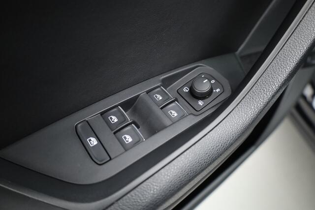 Skoda Kodiaq 1.5 TSI Style Business 7p. DSG | Pano | Camera | Trekhaak | Apple CarPlay | Dodehoekdet. | Stoelverw. | Keyless | Navi