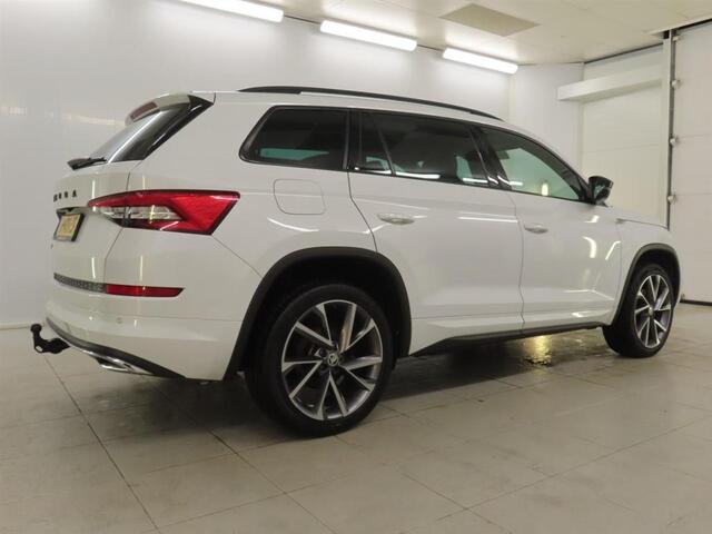 Skoda Kodiaq 7-Pers 1.5 TSI Sportline 7p. Pano.dak Trekhaak 20"LMV Full option Business