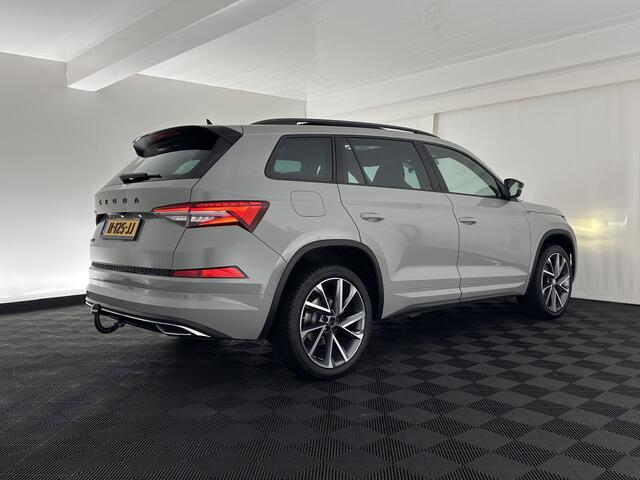Skoda Kodiaq 1.5 TSI Sportline Business (INCL.BTW) Aut. *PANO | LEATHER-MICROFIBRE | FULL-LED | ADAPTIVE-CRUISE | BLIND-SPOT | MEMORY-PACK | DIGI-COCKPIT | NAVI-FULLMAP | CAMERA | DAB+ | AMBIENT-LIGHT | KEYLESS | CANTON-SOUND | DAB