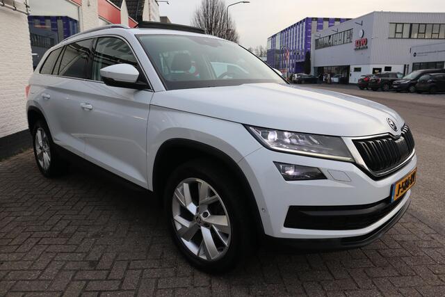 Skoda Kodiaq 2.0 TDI 4x4 STYLE BUSINESS 7 ZITS PANORAMA|360 CAMERA|TREKAAK|ZEER MOOI